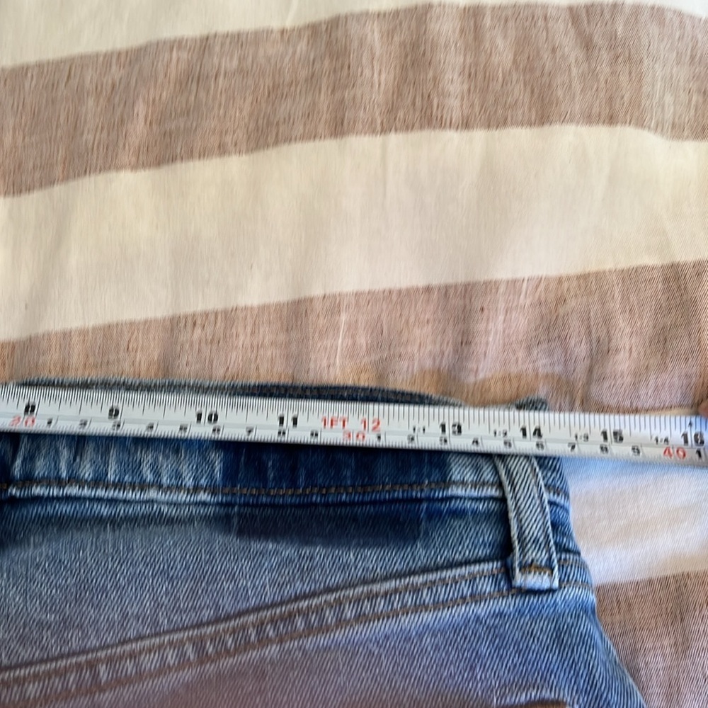 Abercrombie & Fitch The 90's Straight Ultra High Rise Criss Cross Size 28R - Picture 11 of 14